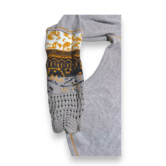 Grey Waffle Raglan Top W/ Mustard Crochet Patterned Sleeves Small/Medium - Picture 8 of 12